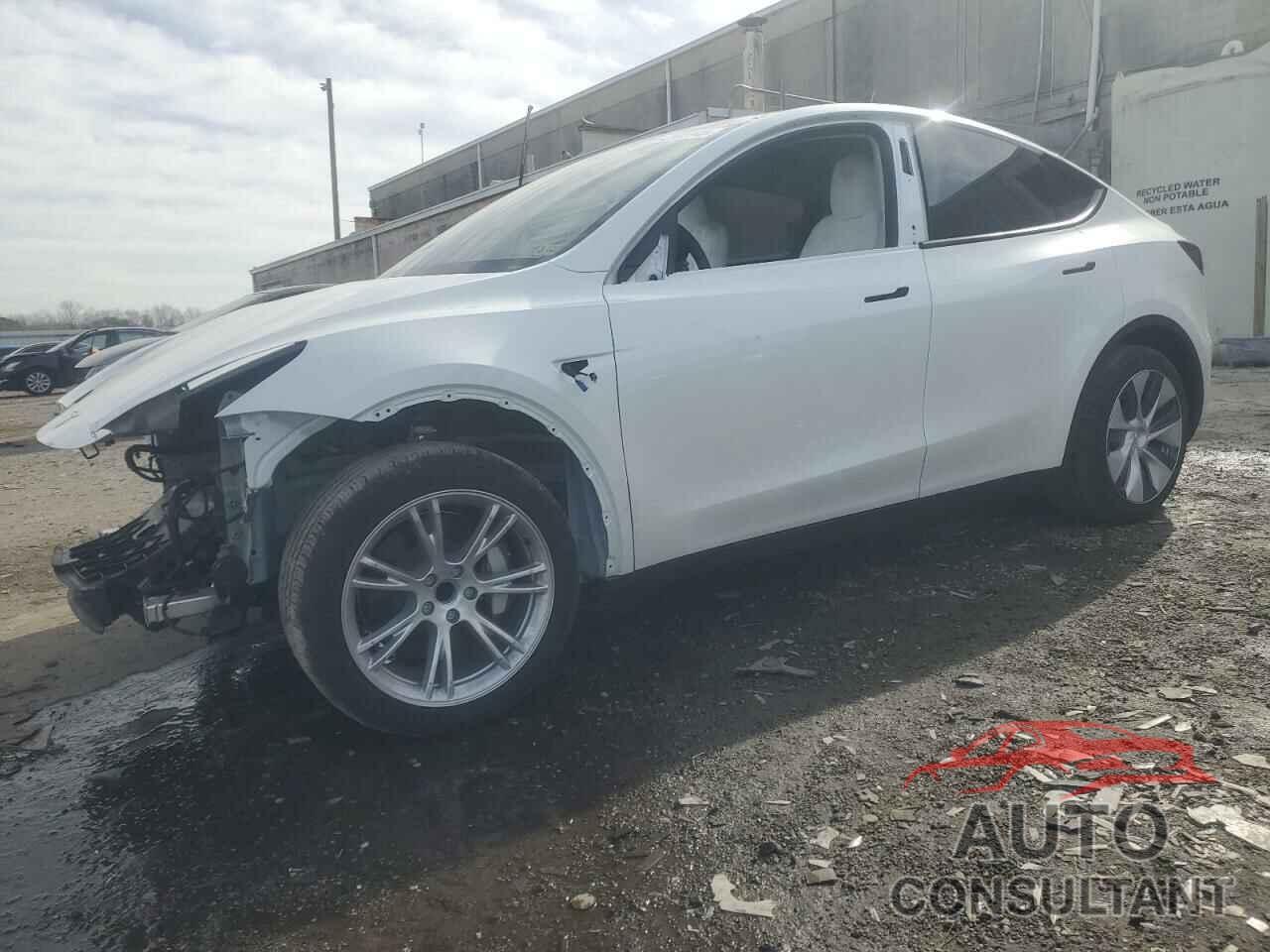 TESLA MODEL Y 2024 - 7SAYGDED2RF042236
