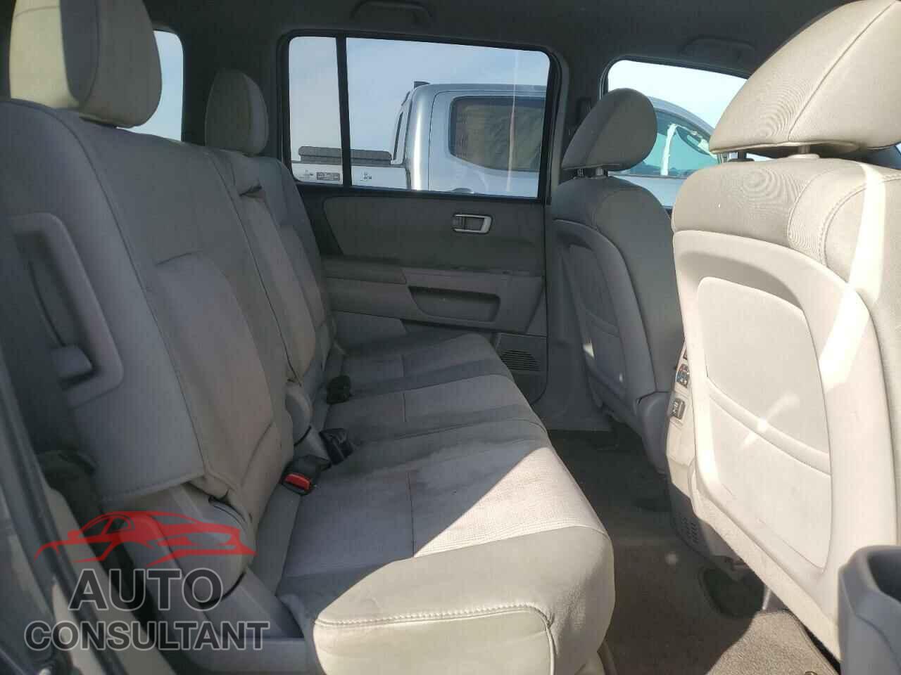 HONDA PILOT 2012 - 5FNYF4H47CB004391