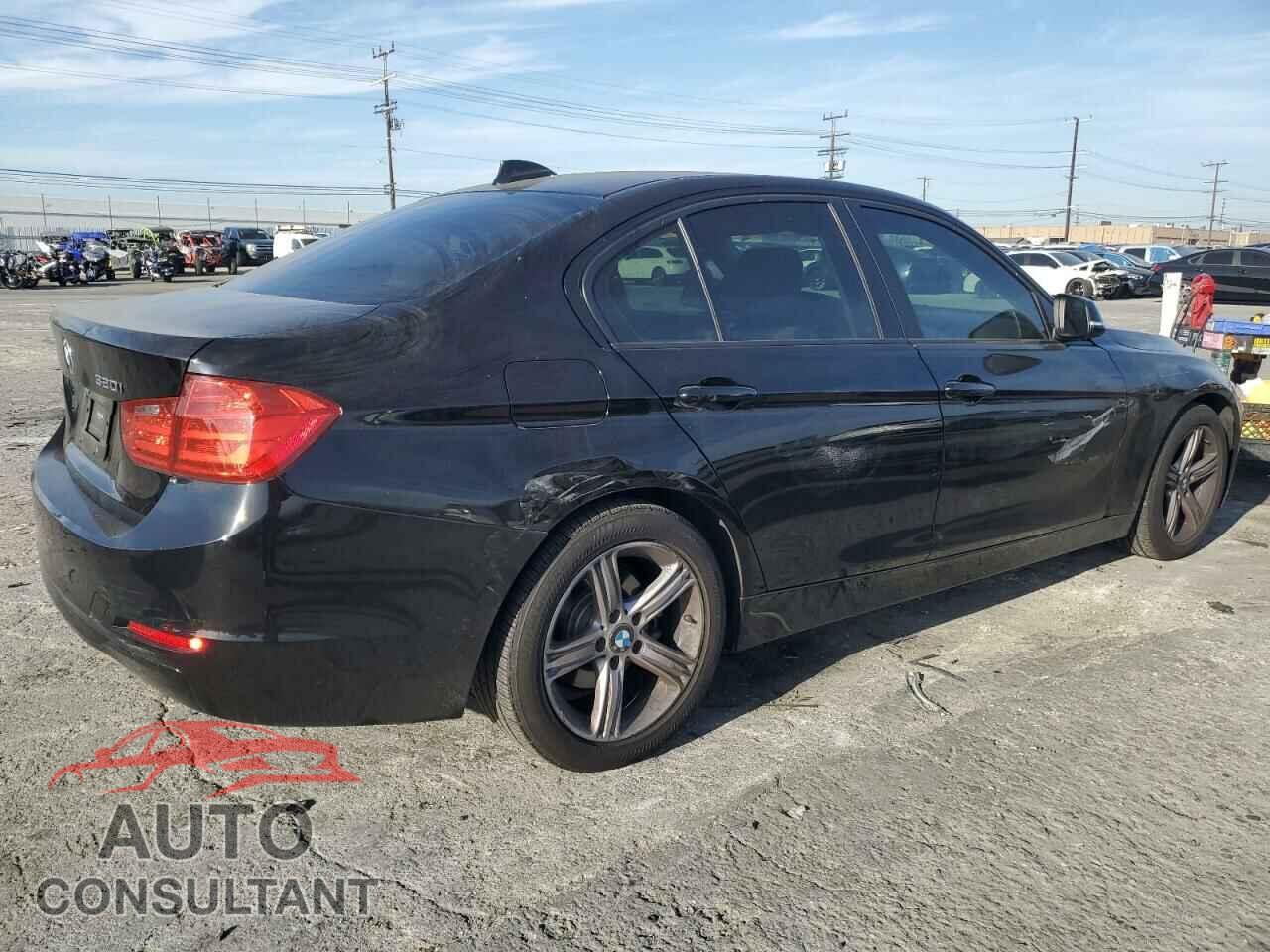 BMW 3 SERIES 2014 - WBA3B1C54EP679335