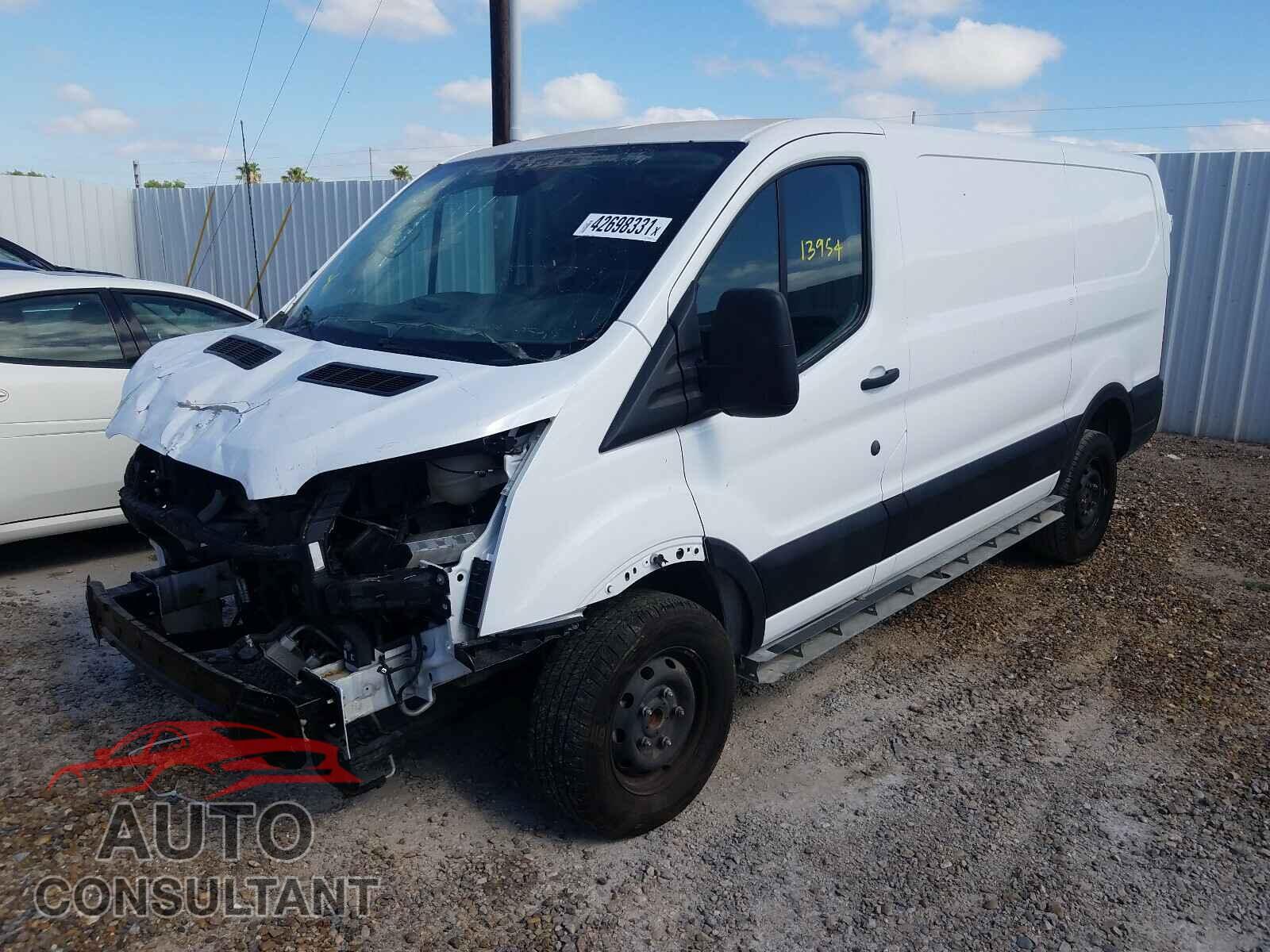 FORD TRANSIT CO 2019 - 1FTYR1YM7KKA71516