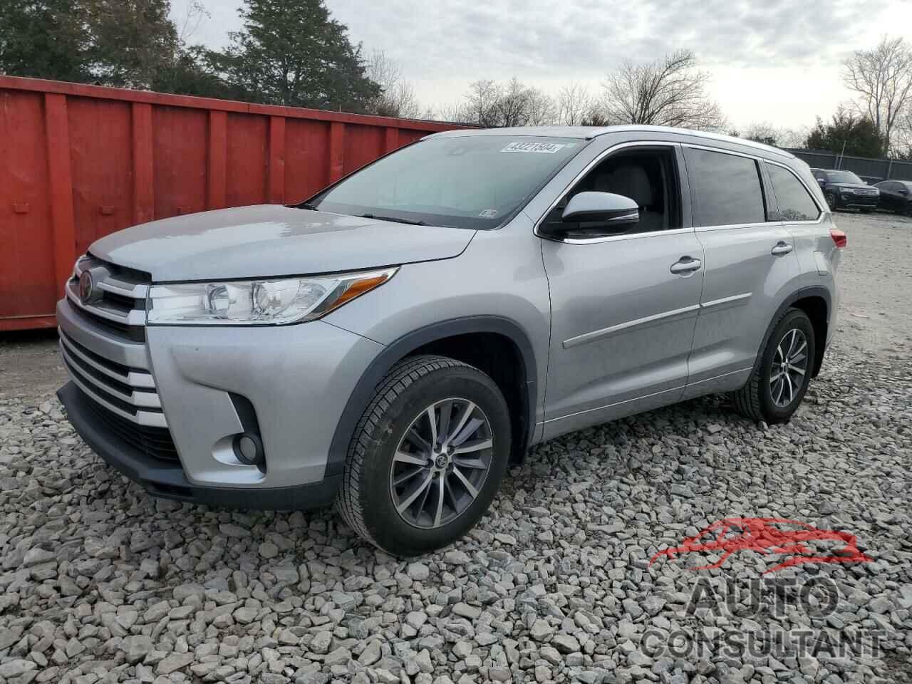 TOYOTA HIGHLANDER 2017 - 5TDJZRFH0HS412407