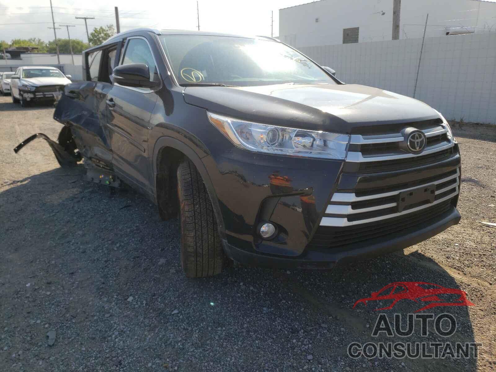 TOYOTA HIGHLANDER 2018 - 5TDJZRFH9JS545477