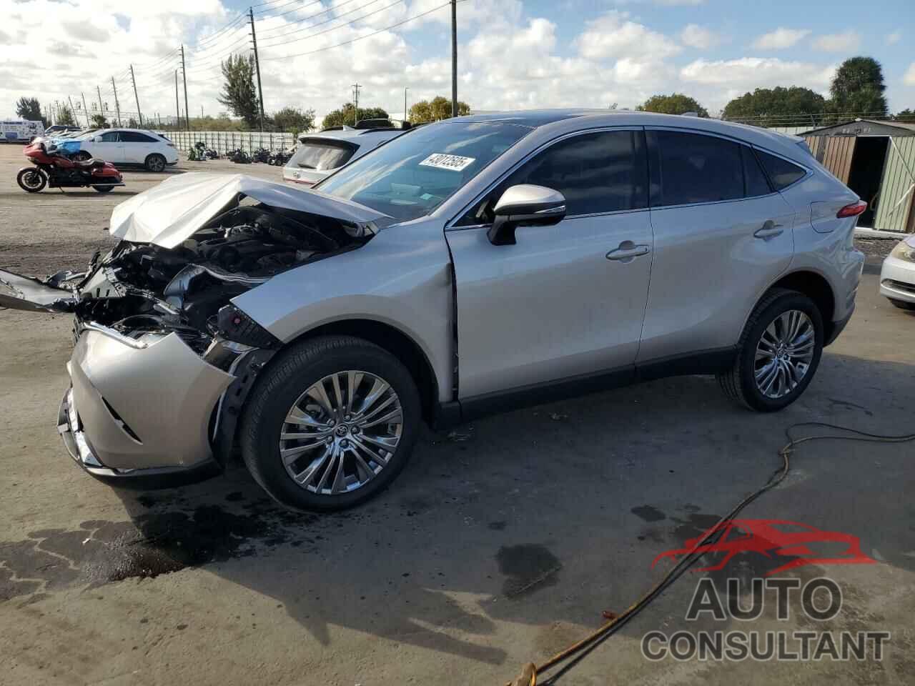 TOYOTA VENZA 2024 - JTEAAAAH9RJ187012