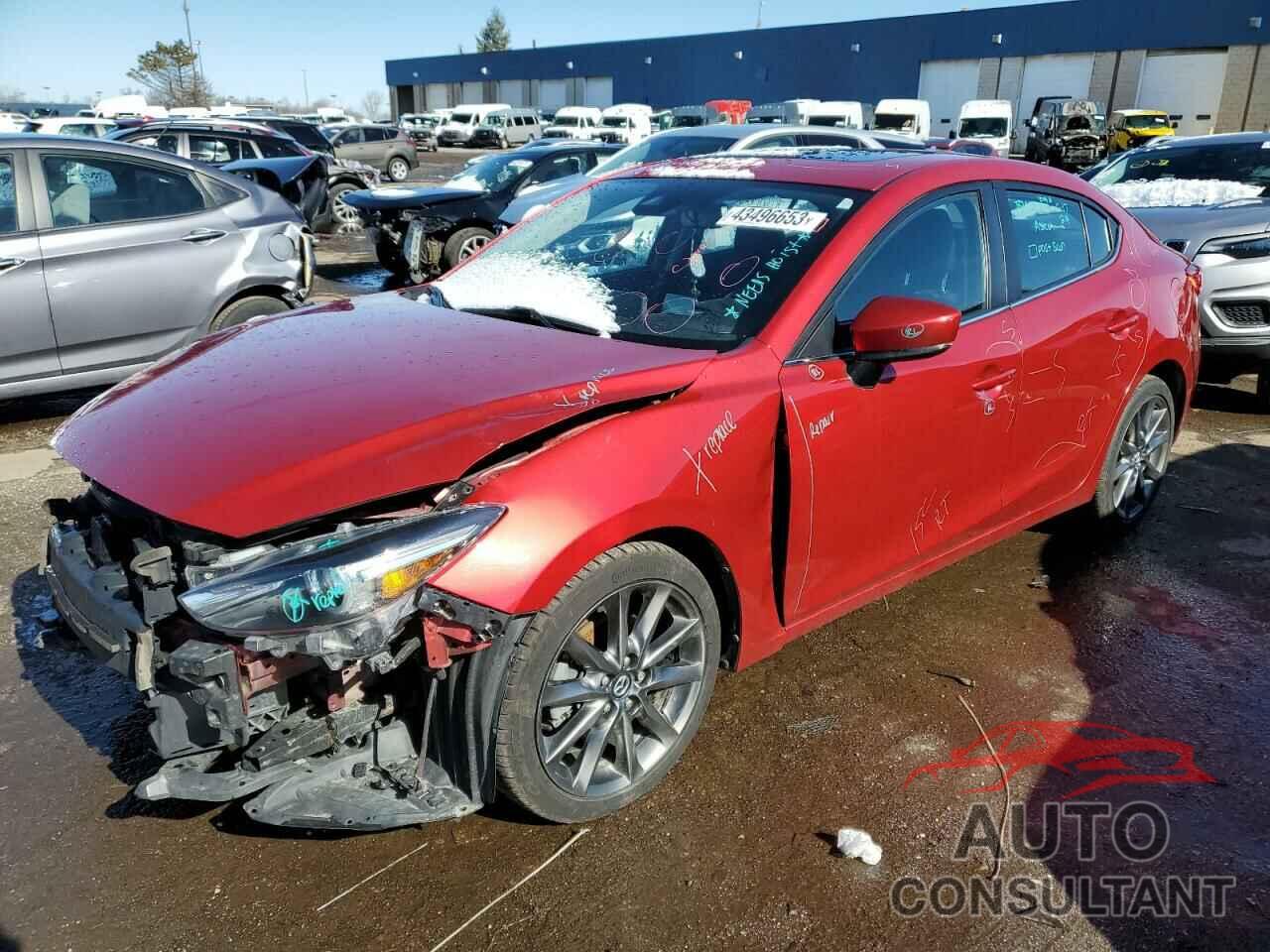 MAZDA 3 2018 - 3MZBN1W38JM277010