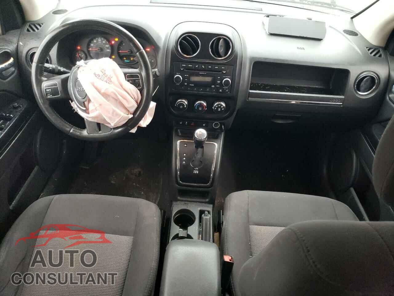 JEEP COMPASS 2011 - 1J4NF1FB6BD197801