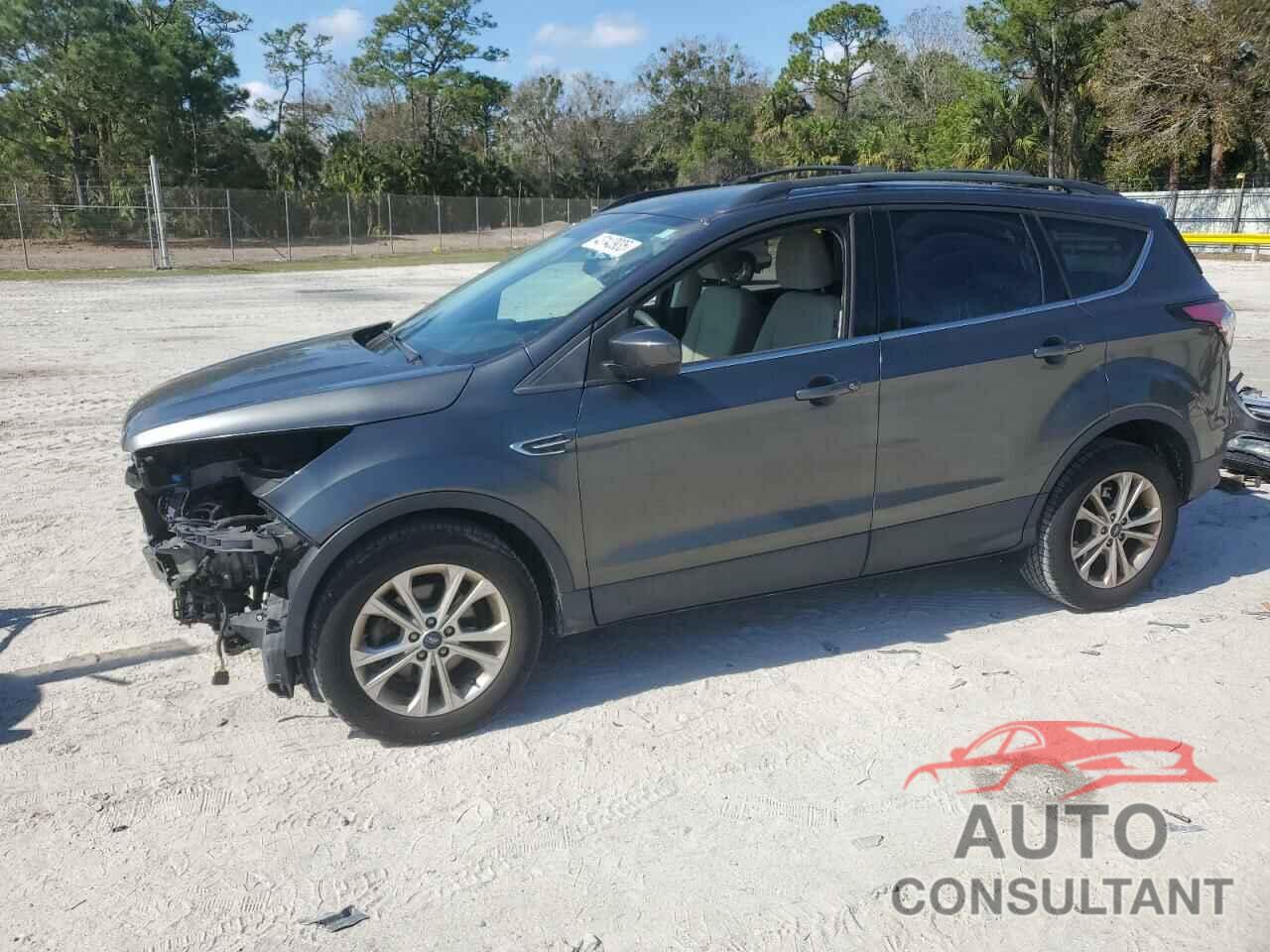 FORD ESCAPE 2017 - 1FMCU0GD9HUC19419