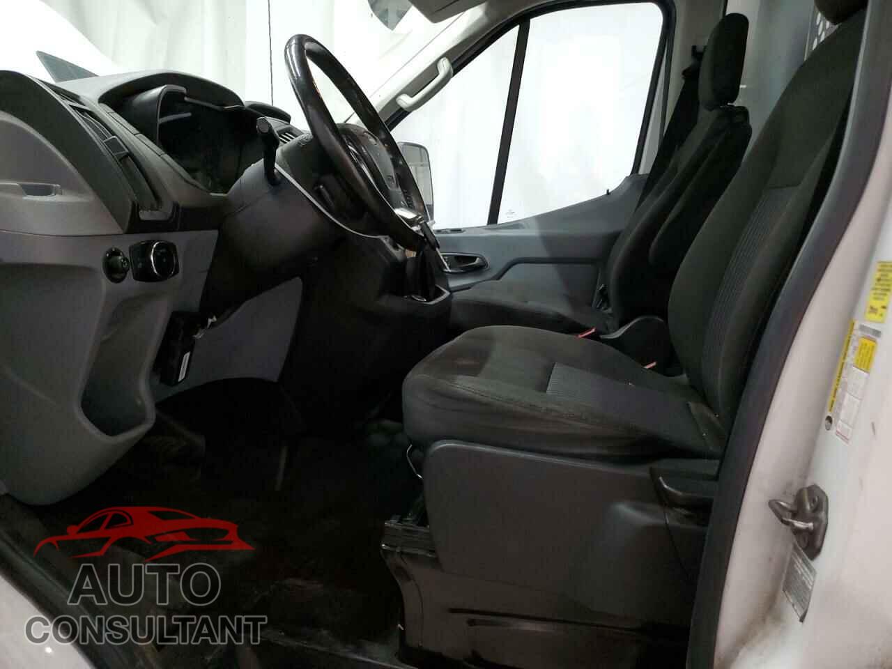 FORD TRANSIT 2017 - 1FTYR1CM9HKA58251