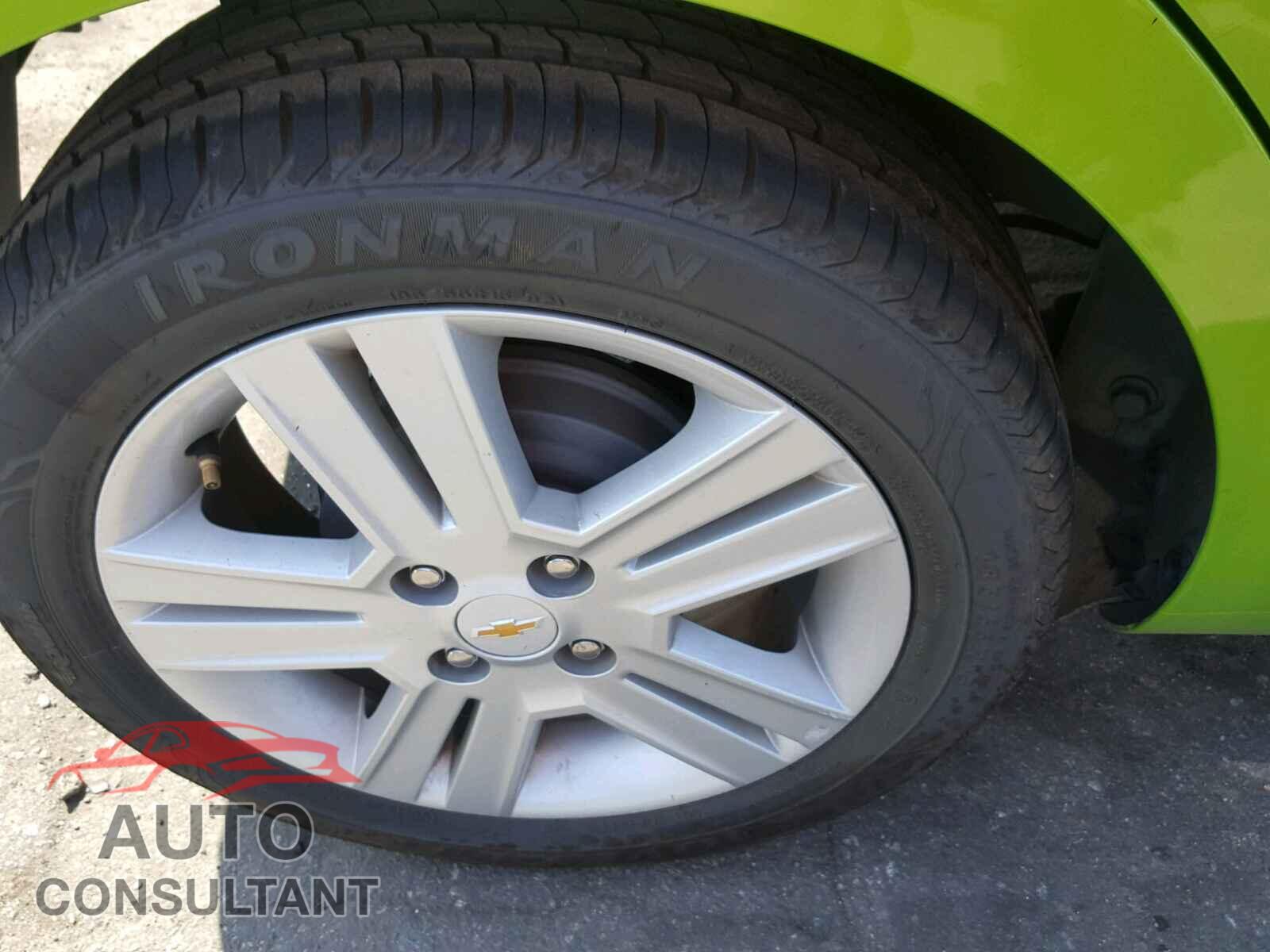 CHEVROLET SPARK 2015 - KL8CA6S94FC740112