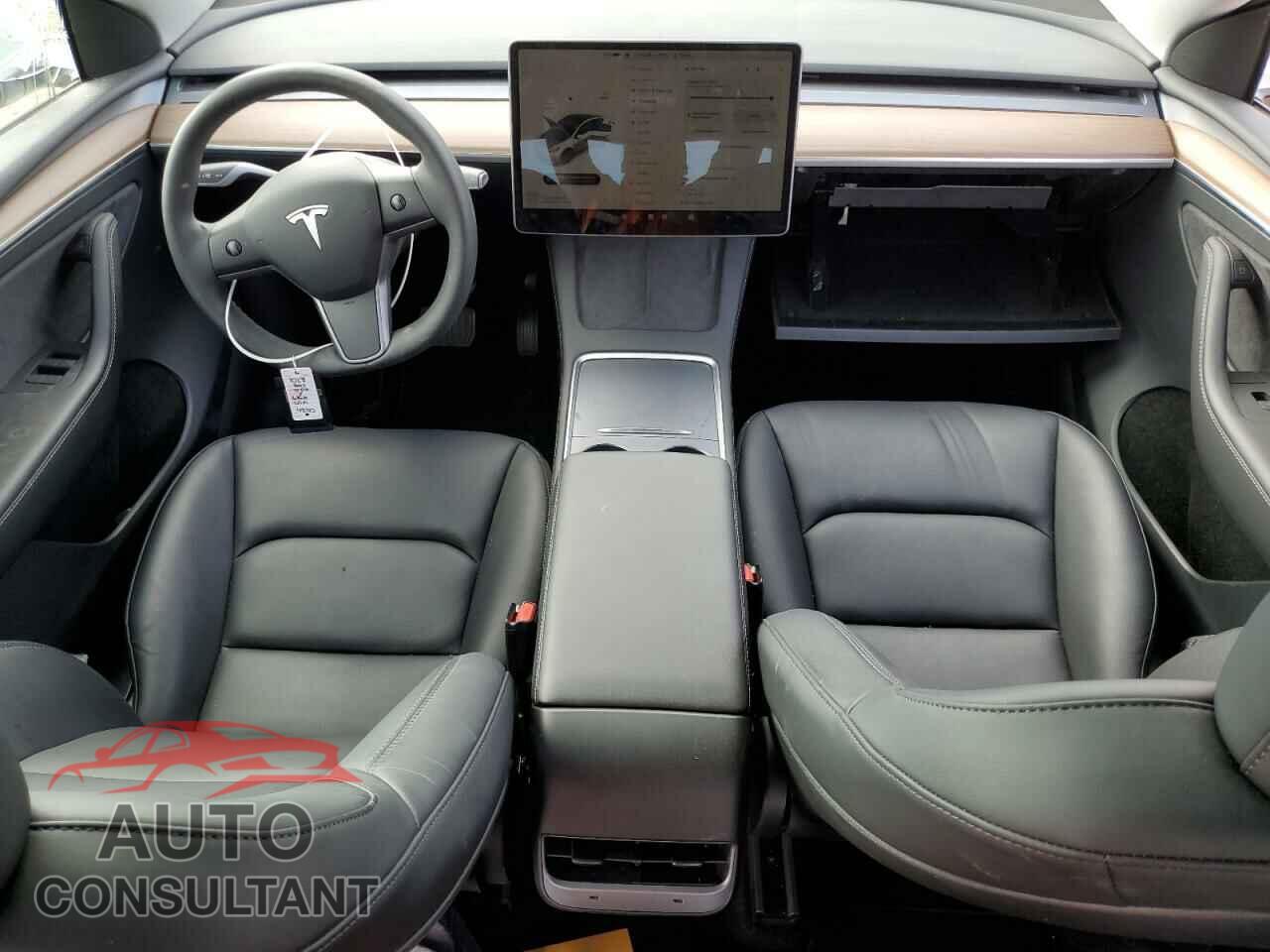 TESLA MODEL Y 2023 - 7SAYGDEE2PF742103