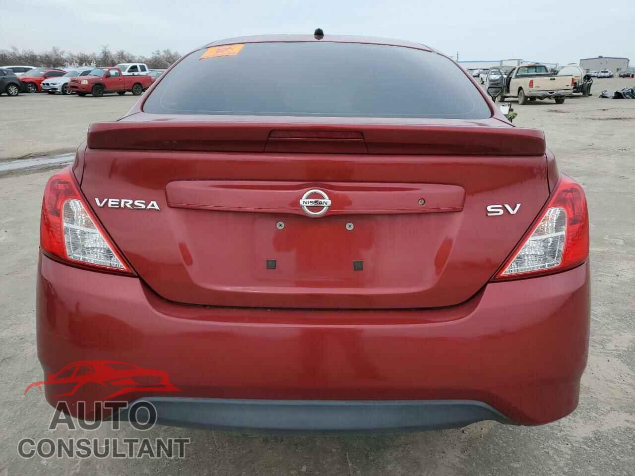 NISSAN VERSA 2017 - 3N1CN7AP3HL805821