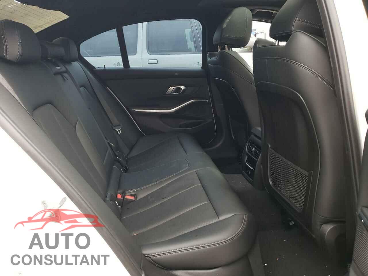 BMW 3 SERIES 2023 - 3MW69FF01P8D13548