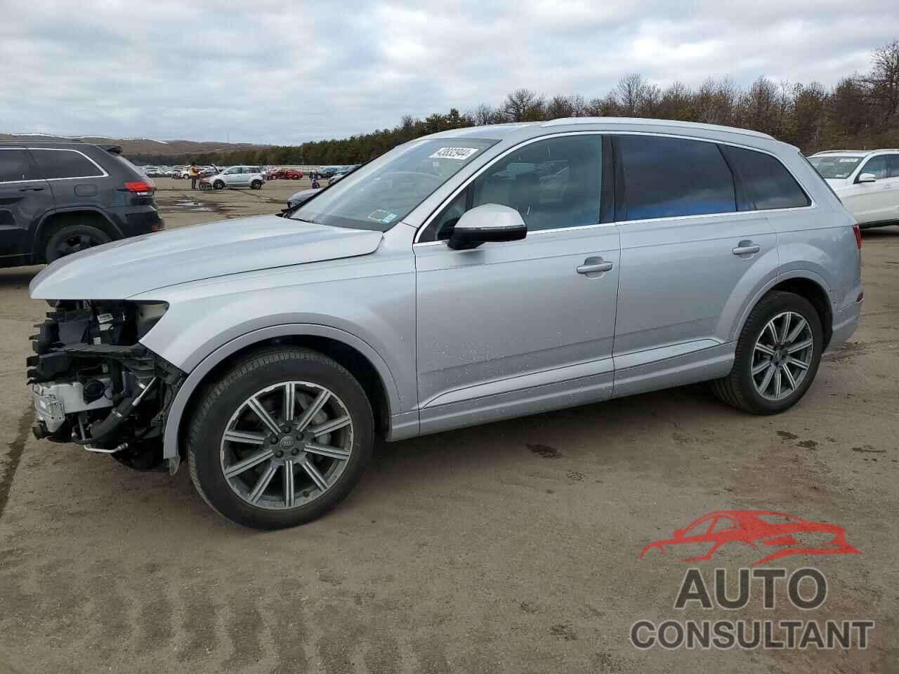 AUDI Q7 2019 - WA1LHAF74KD019057