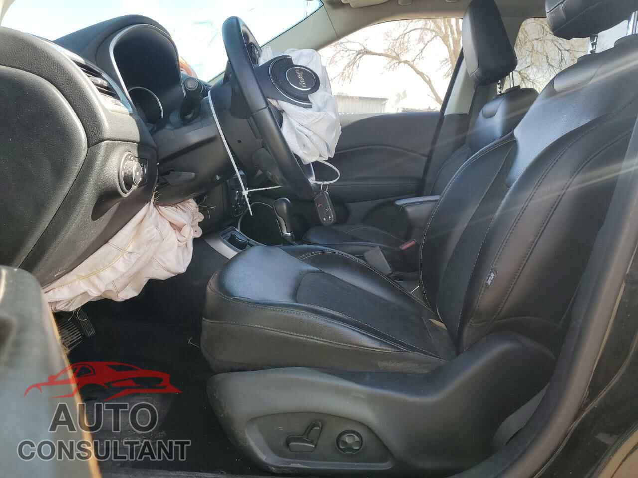 JEEP COMPASS 2018 - 3C4NJDBB4JT238771
