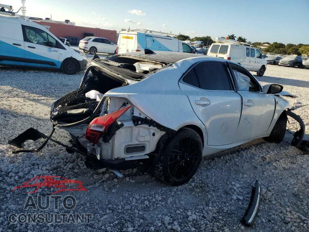 LEXUS IS 2015 - JTHCF1D22F5025635