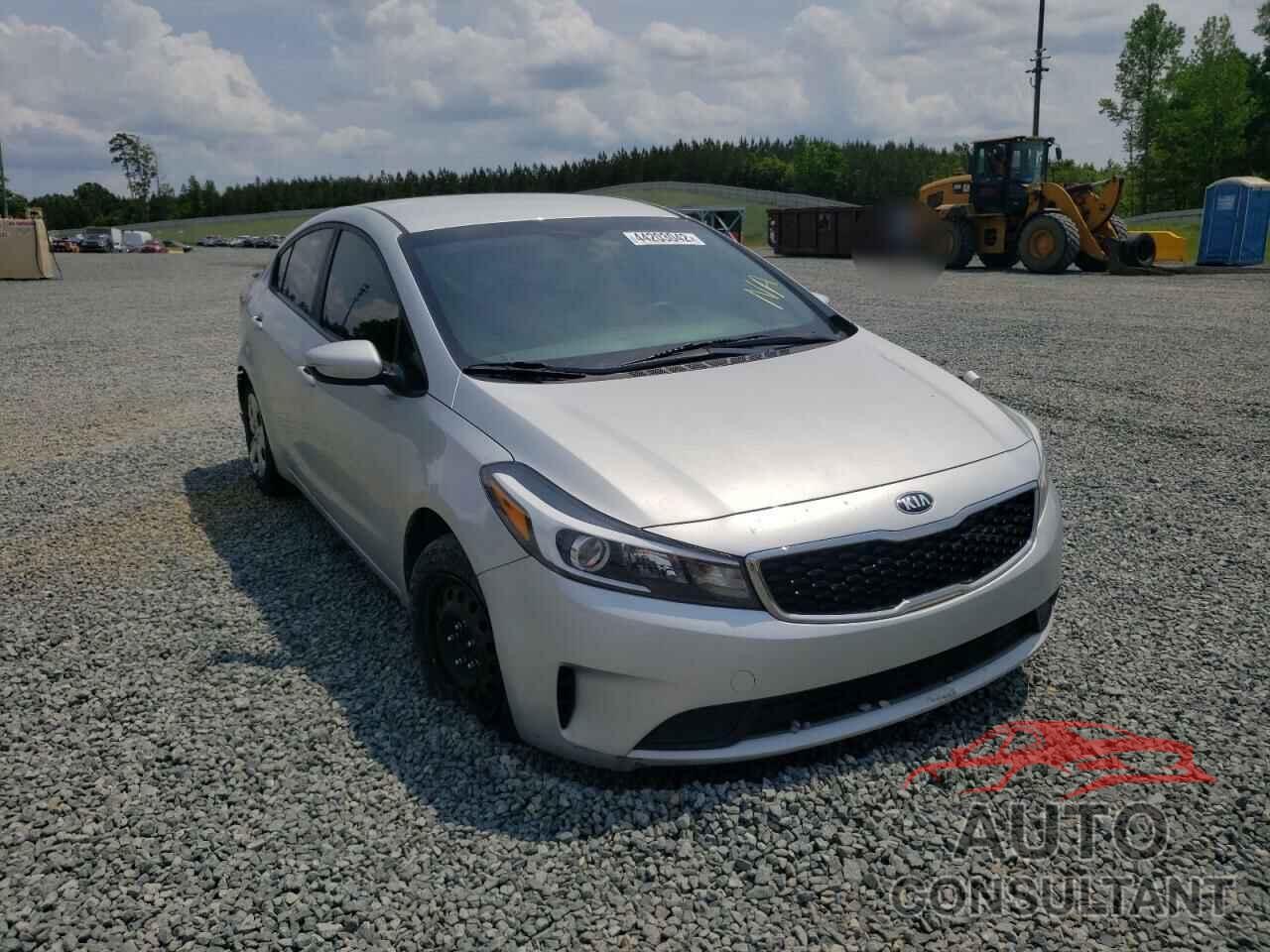 KIA FORTE 2018 - 3KPFK4A76JE168869