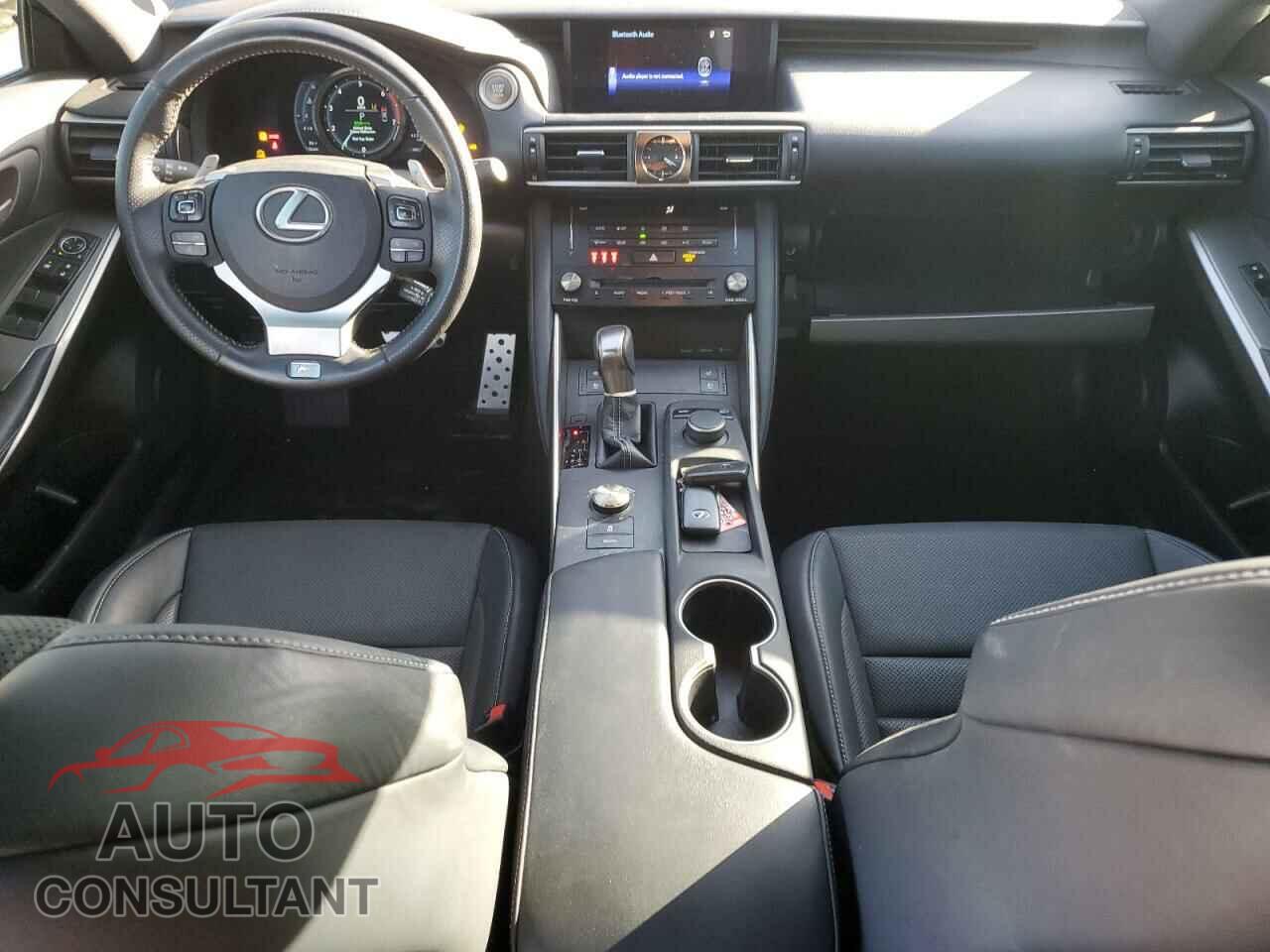 LEXUS IS 2018 - JTHBA1D27J5077832