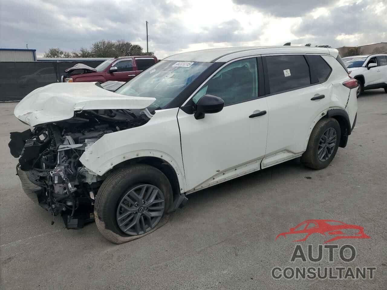 NISSAN ROGUE 2023 - 5N1BT3AA8PC823045