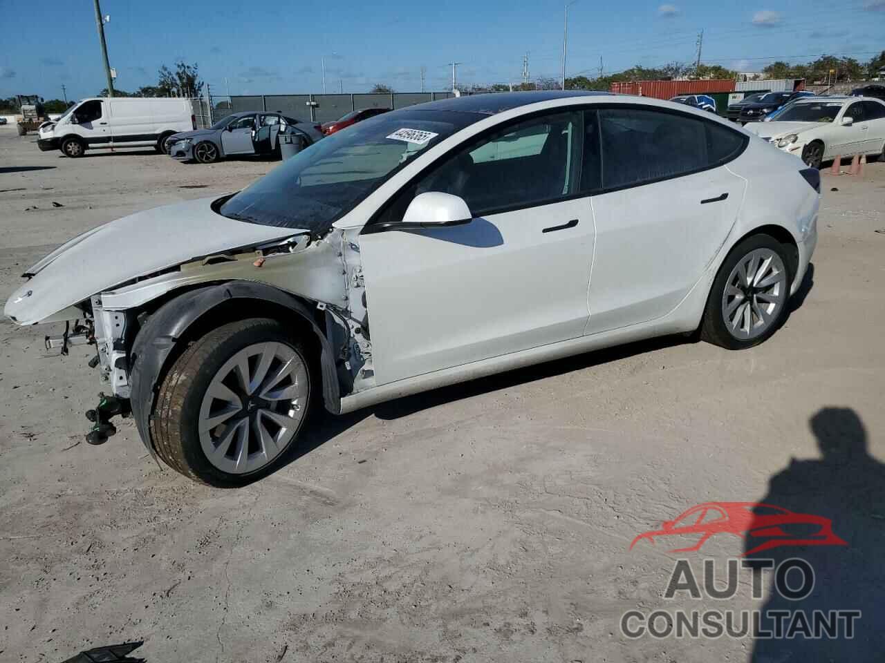 TESLA MODEL 3 2022 - 5YJ3E1EA6NF120092