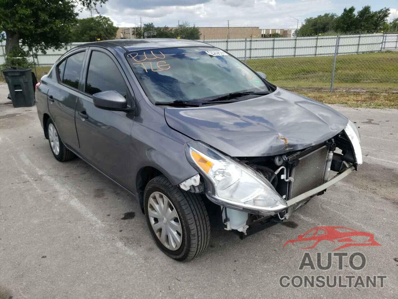 NISSAN VERSA 2017 - 3N1CN7AP4HL852114