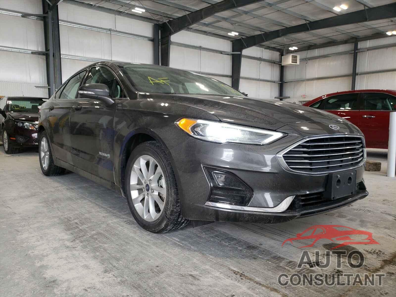 FORD FUSION 2019 - 3FA6P0MUXKR103857
