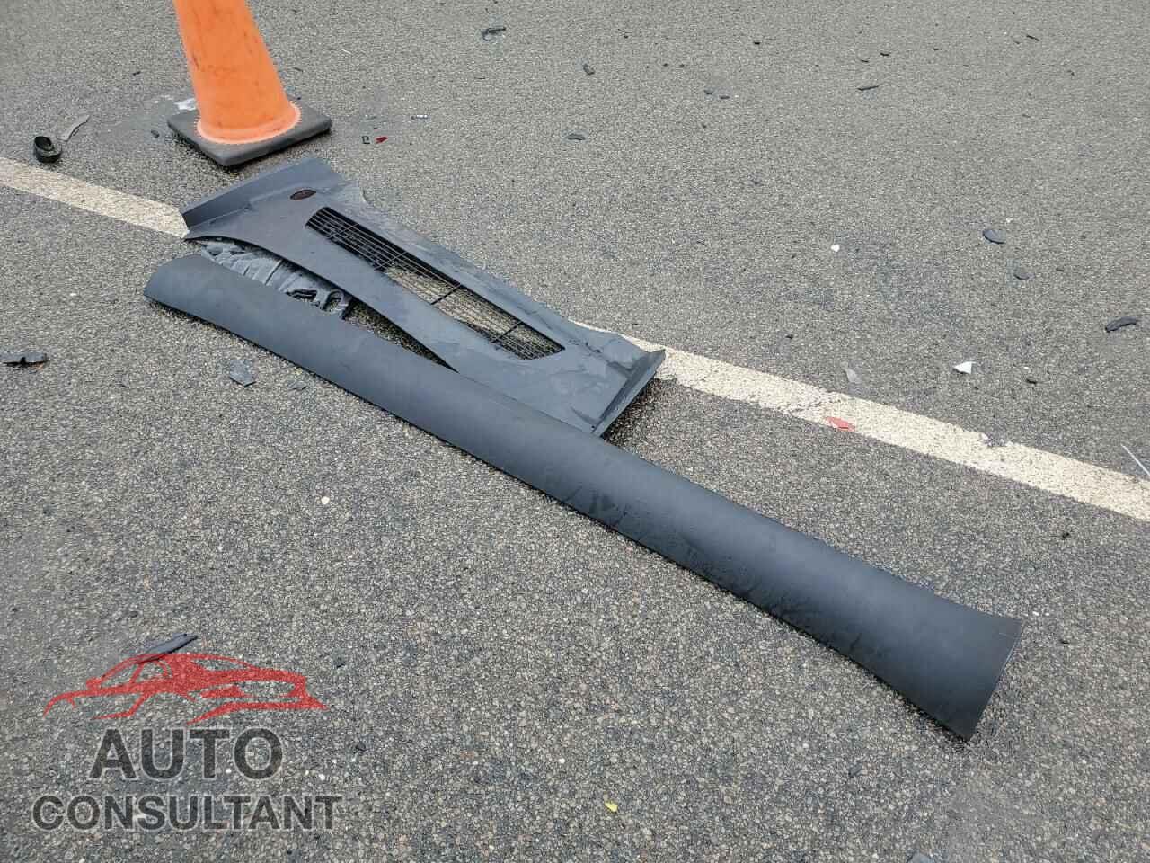 TESLA MODEL Y 2023 - 7SAYGDEF5PF803517