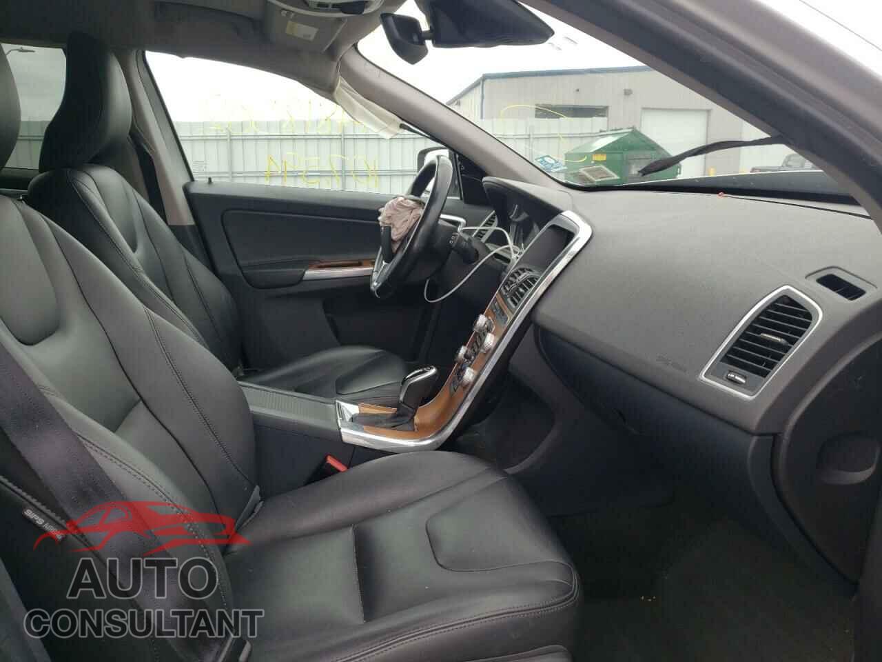 VOLVO XC60 2017 - YV449MRU4H2023816