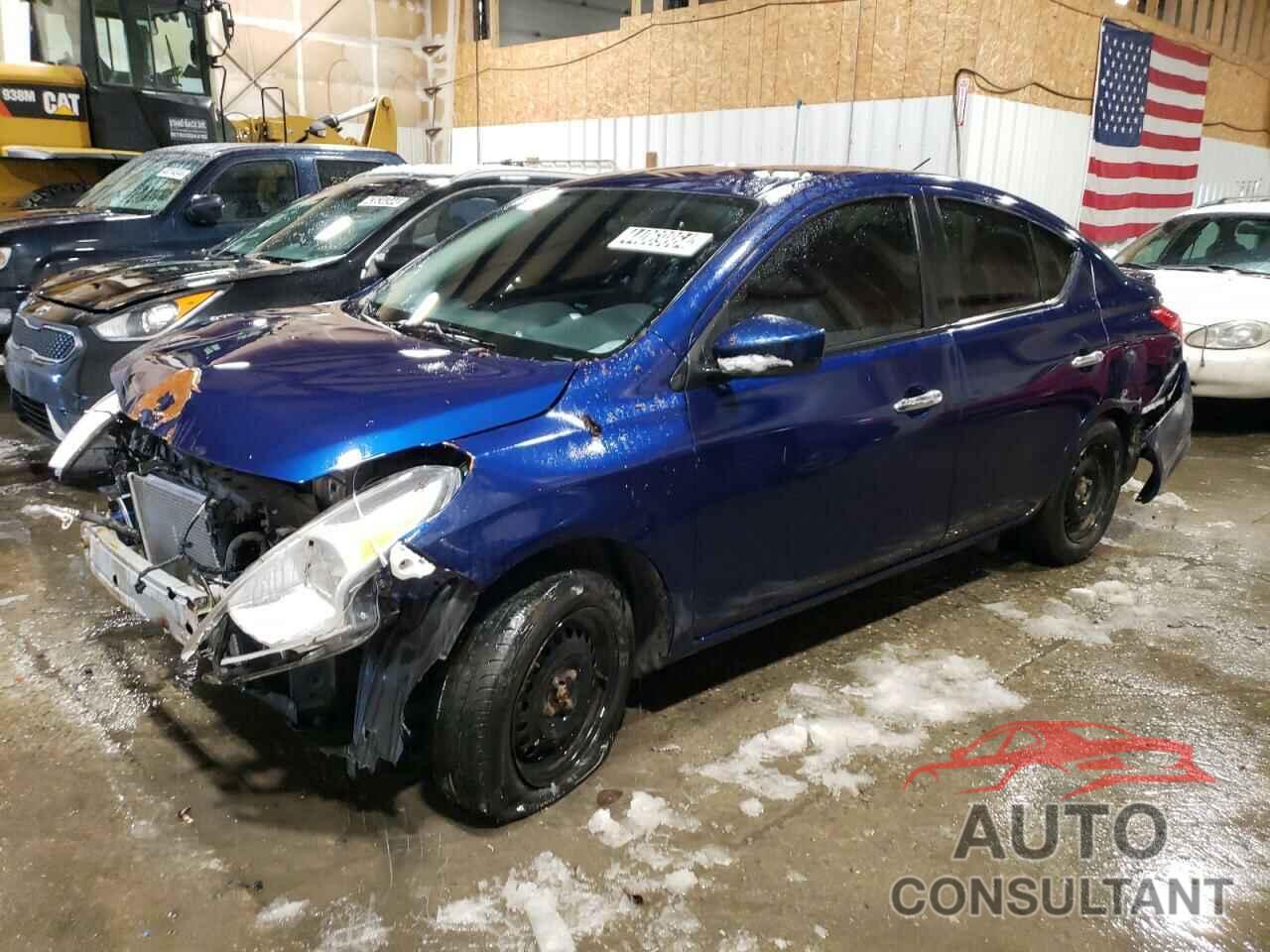 NISSAN VERSA 2018 - 3N1CN7AP7JL871973