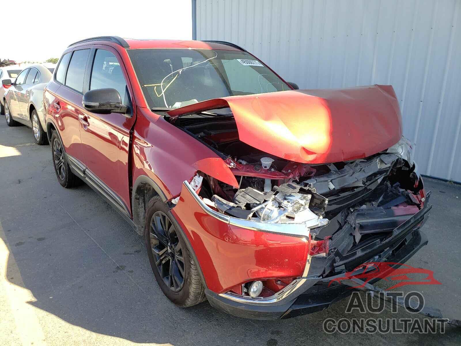MITSUBISHI OUTLANDER 2018 - JA4AD3A37JZ029943