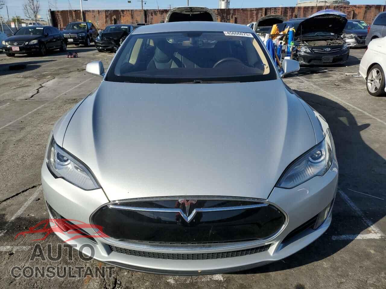 TESLA MODEL S 2013 - 5YJSA1AC5DFP11205