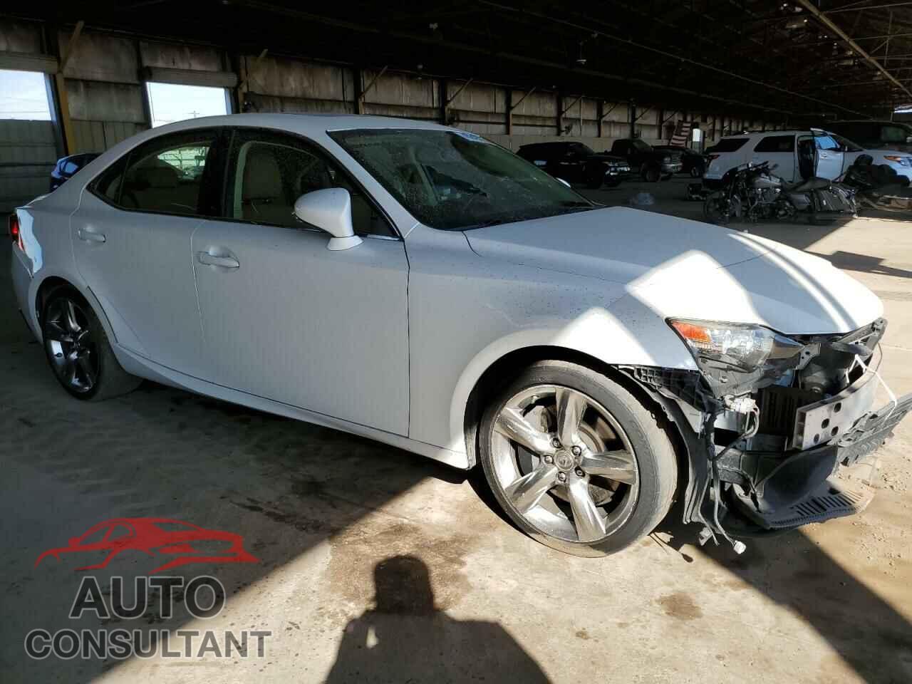 LEXUS IS 2014 - JTHBE1D28E5007895