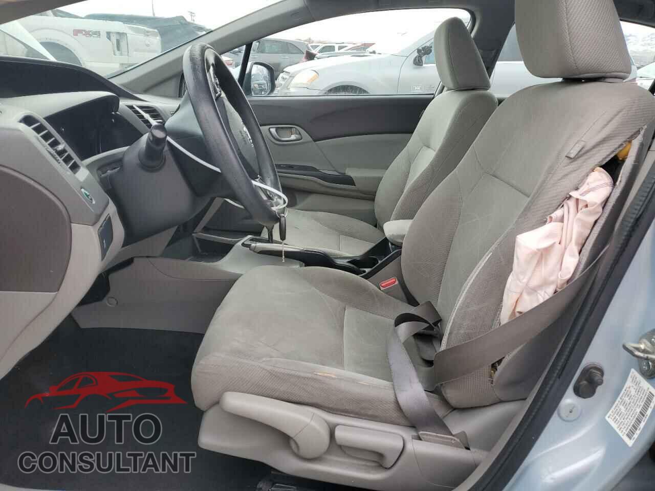 HONDA CIVIC 2012 - 2HGFB2F57CH585535