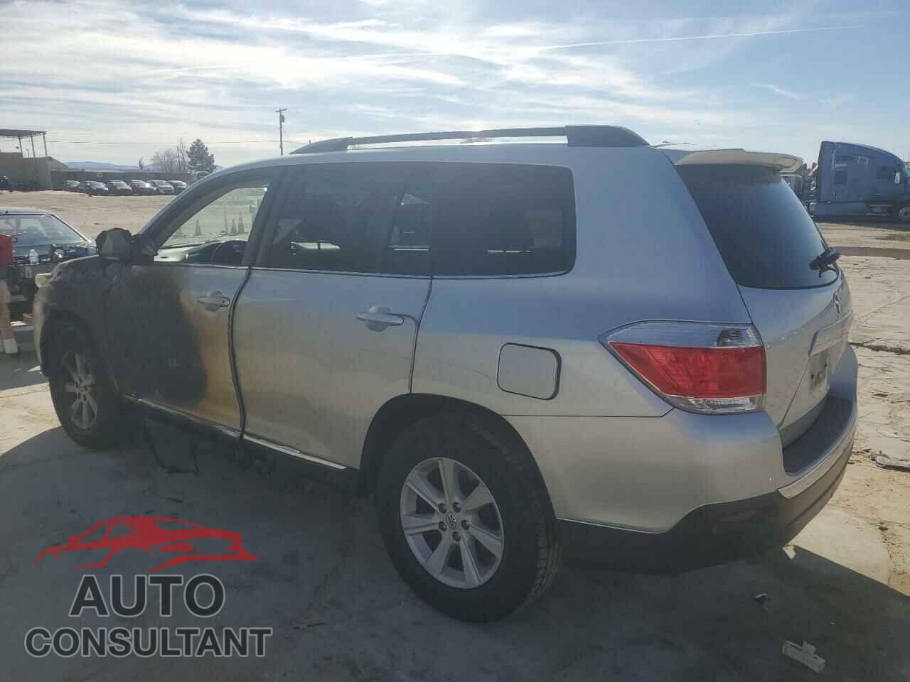 TOYOTA HIGHLANDER 2013 - 5TDZK3EH8DS126076