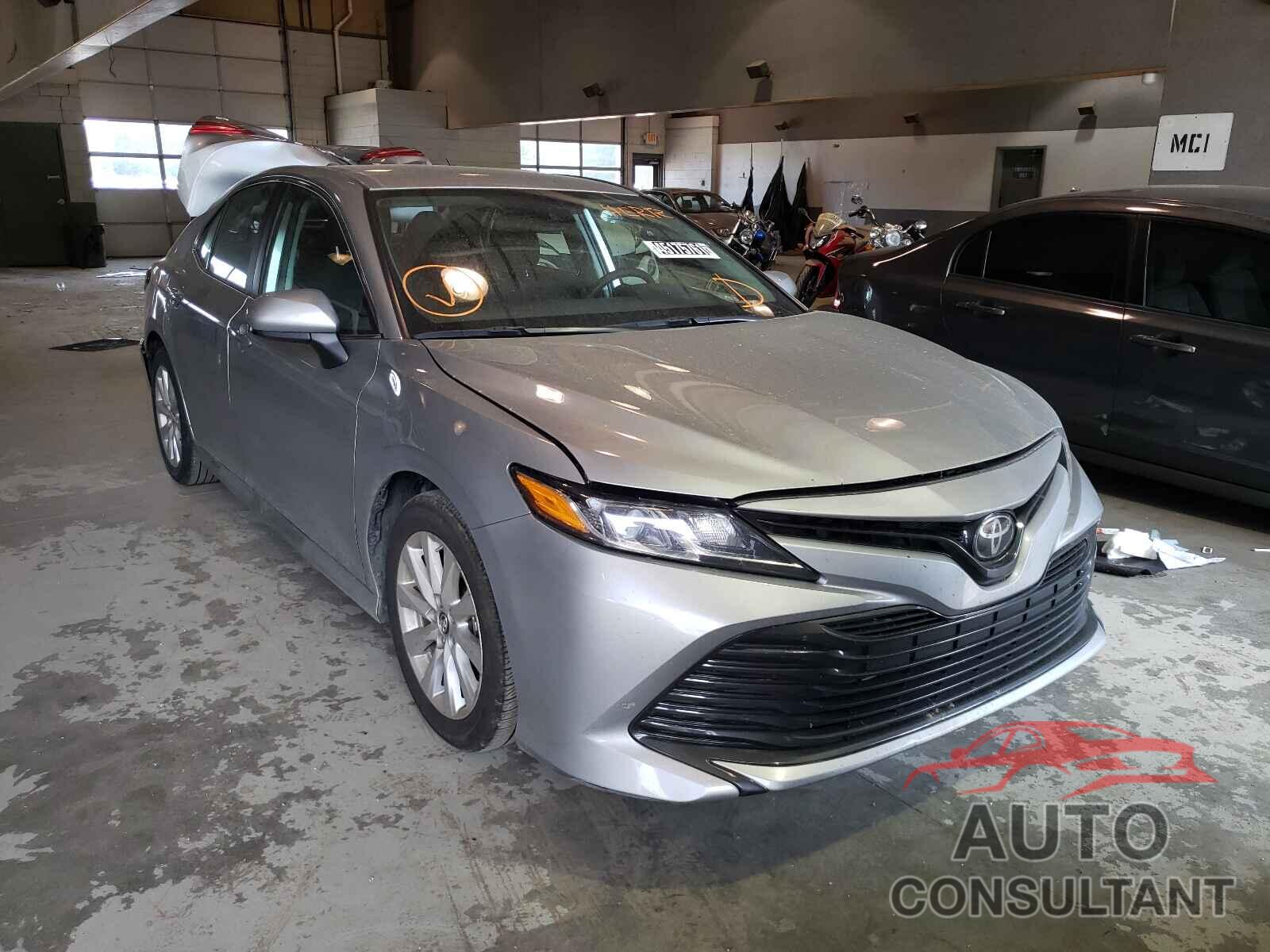 TOYOTA CAMRY 2019 - 4T1B11HK8KU256380