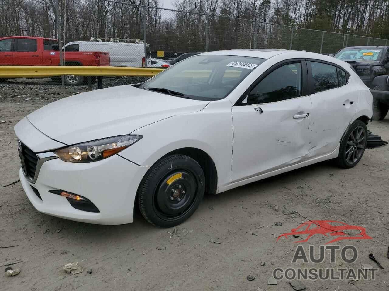 MAZDA 3 2018 - 3MZBN1L34JM242064