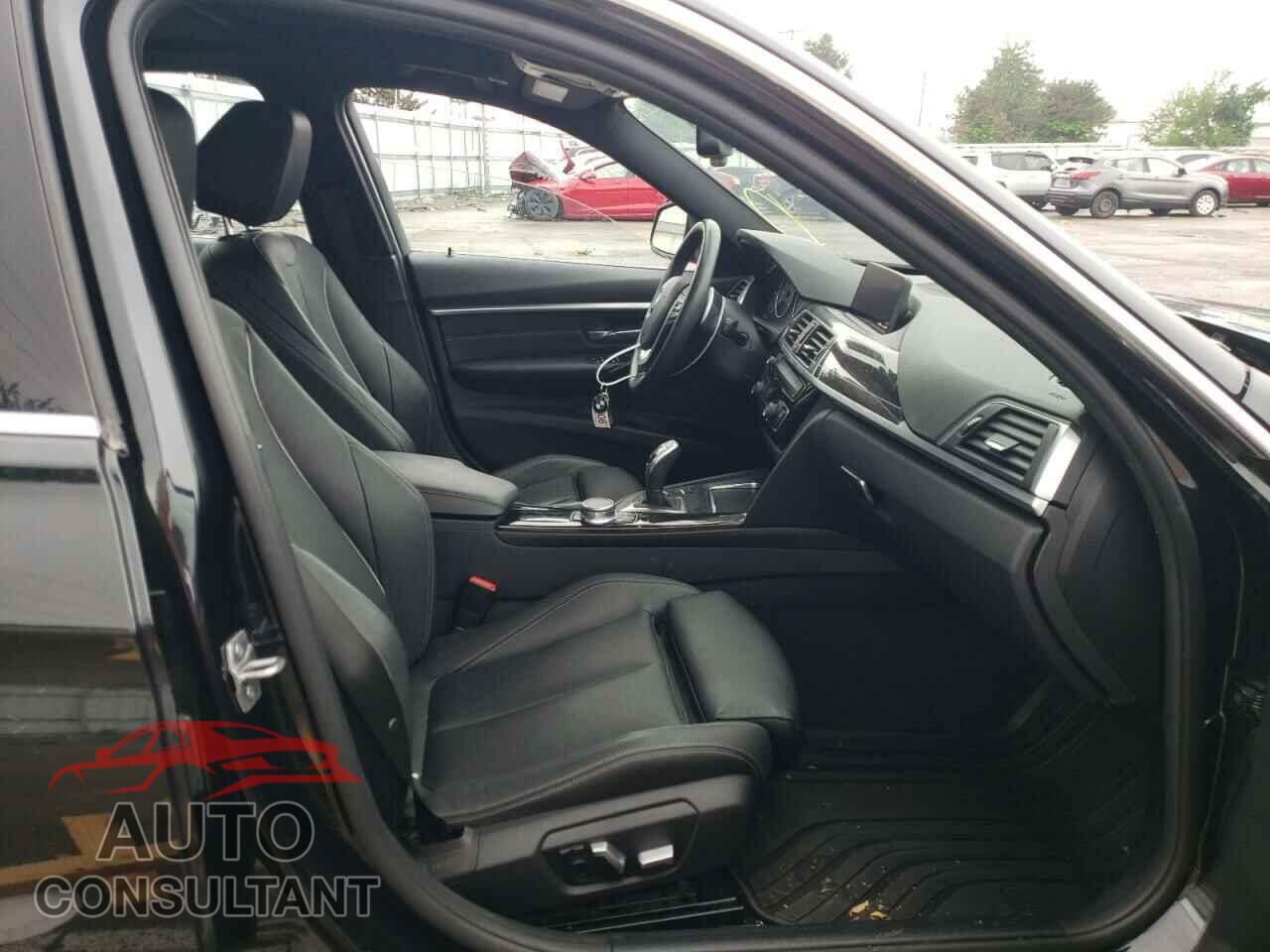 BMW 3 SERIES 2017 - WBA8D9C38HA004429