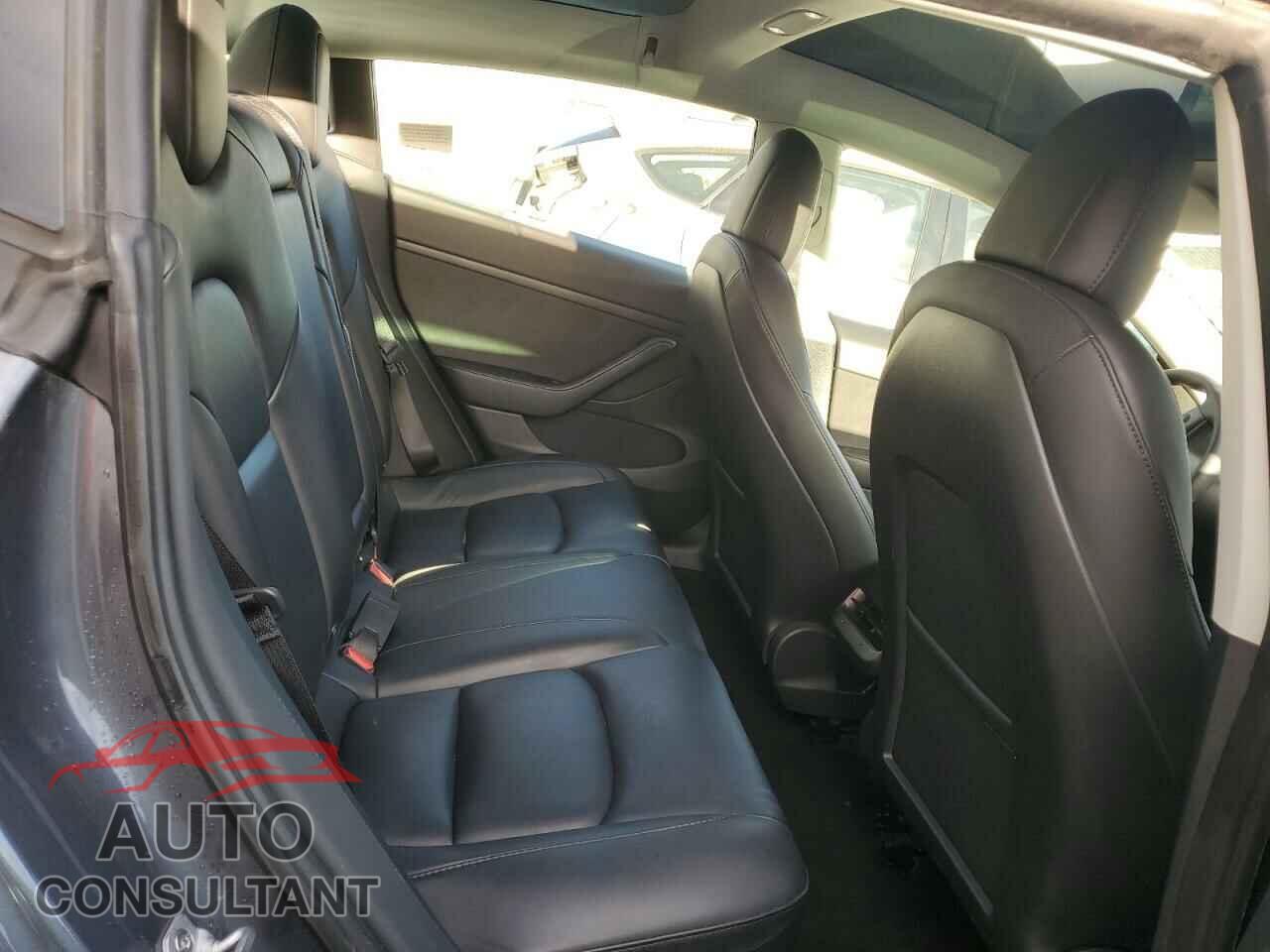TESLA MODEL 3 2022 - 5YJ3E1EA7NF371235