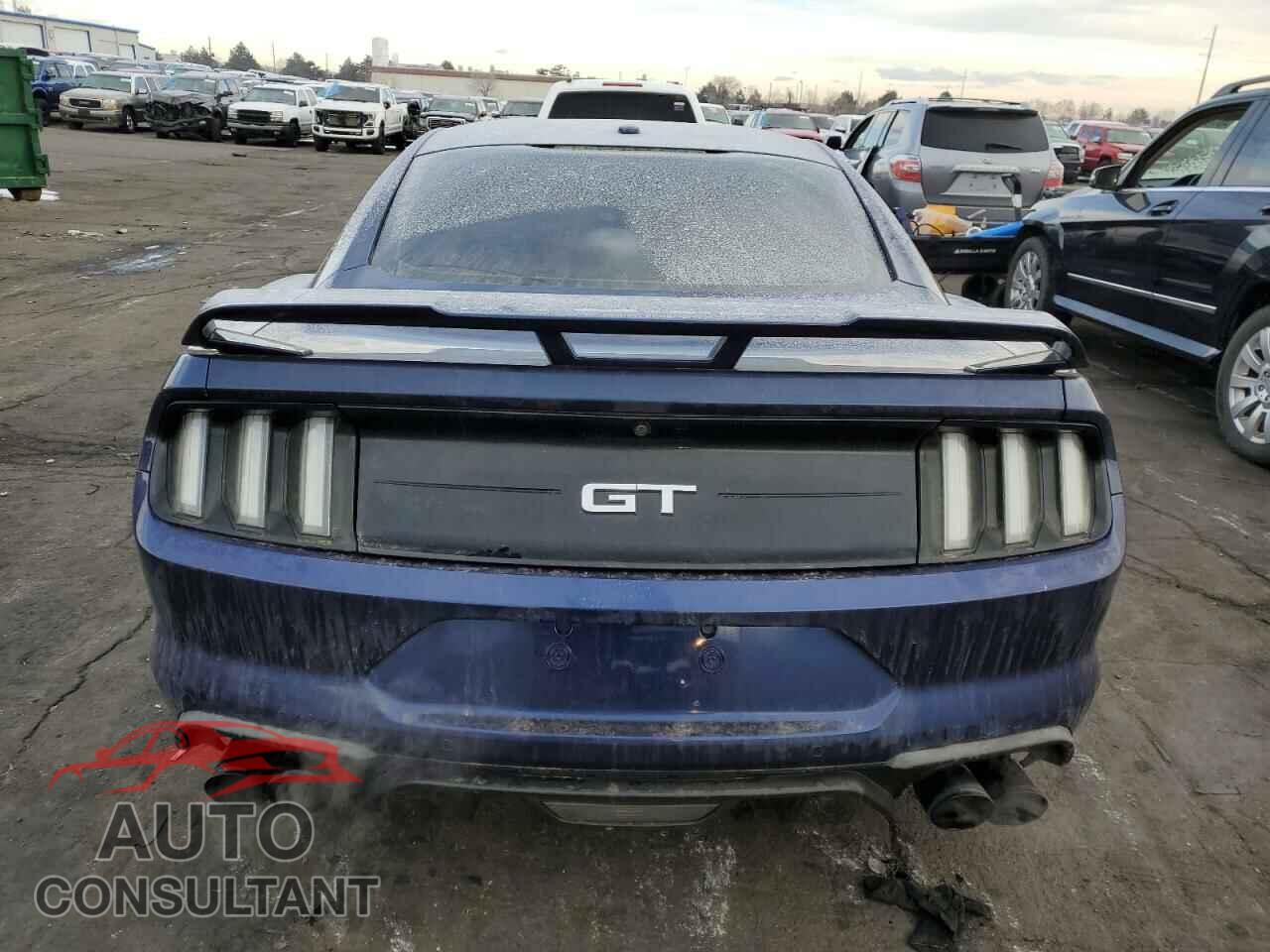 FORD MUSTANG 2018 - 1FA6P8CF3J5117537