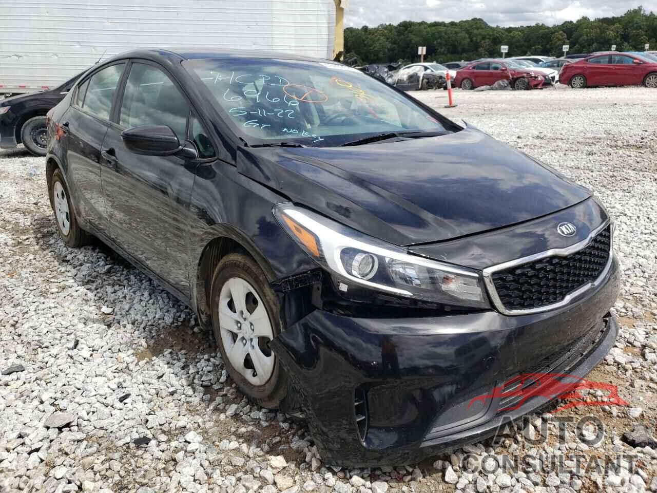 KIA FORTE 2018 - 3KPFK4A76JE256966