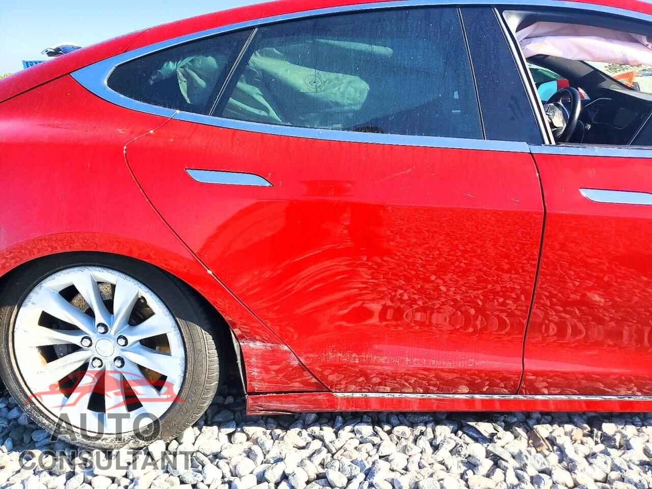 TESLA MODEL S 2016 - 5YJSA1E18GF150124