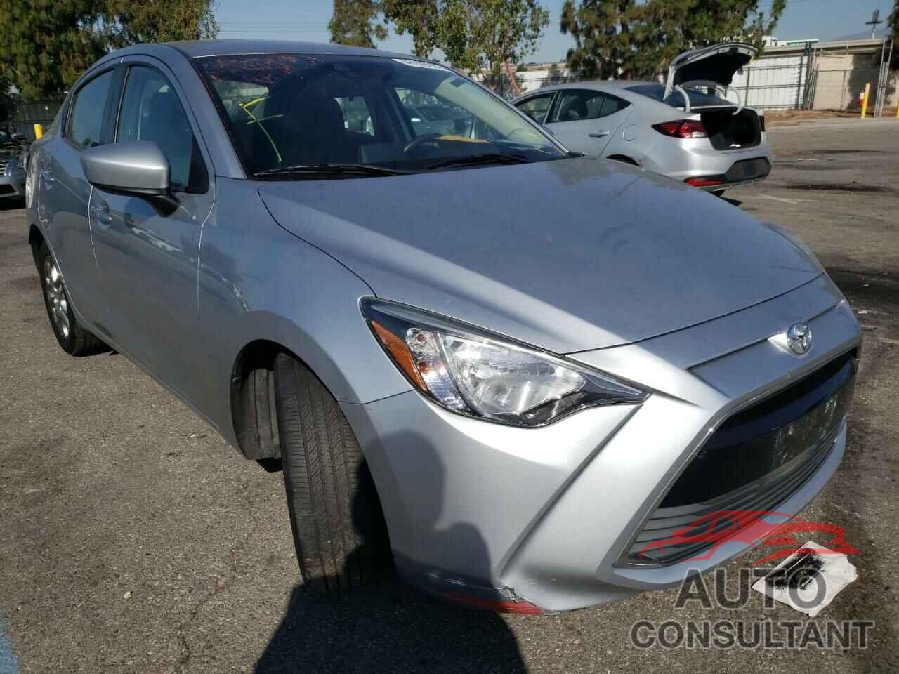 TOYOTA YARIS 2018 - 3MYDLBYV4JY322010