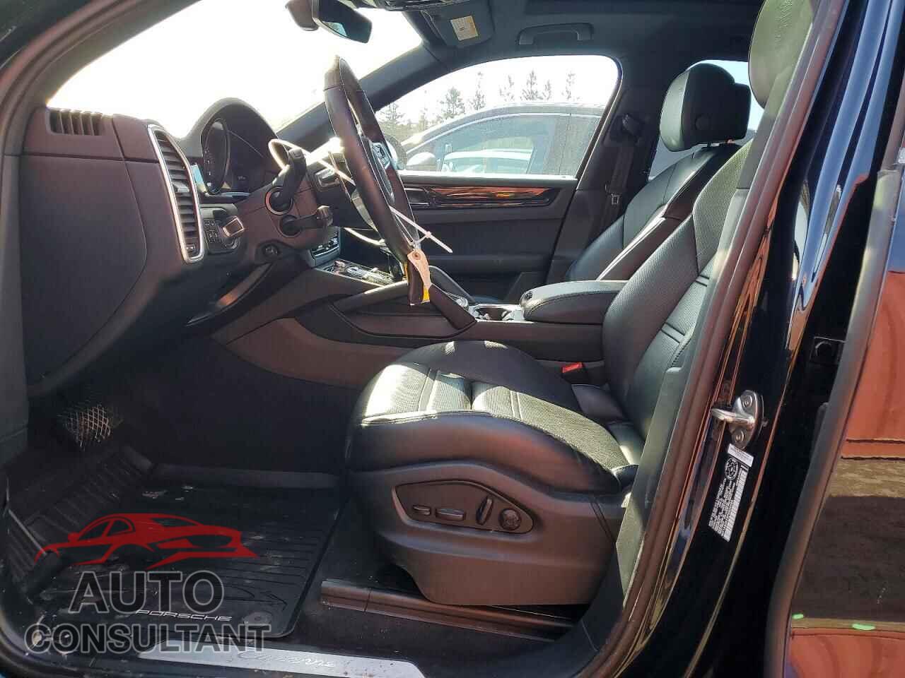 PORSCHE CAYENNE 2023 - WP1AA2AY4PDA06984