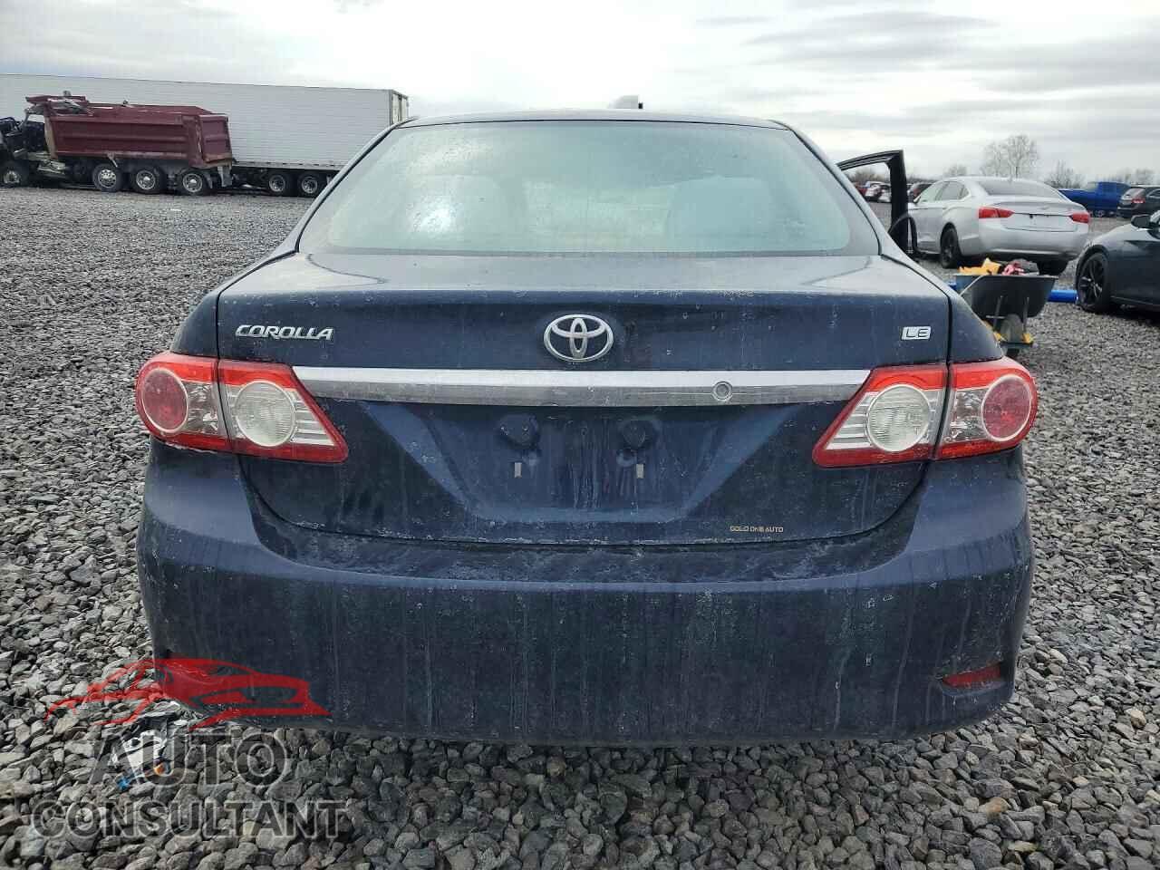 TOYOTA COROLLA 2011 - 2T1BU4EEXBC579743