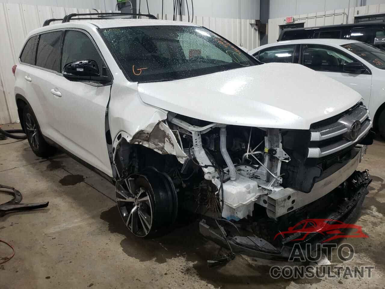 TOYOTA HIGHLANDER 2019 - 5TDBZRFH4KS956887