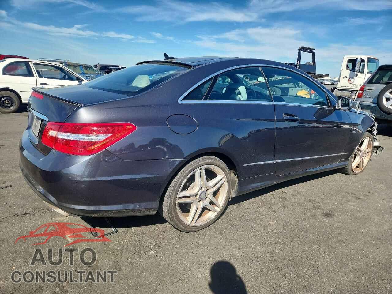 MERCEDES-BENZ E-CLASS 2012 - WDDKJ7DB3CF177143