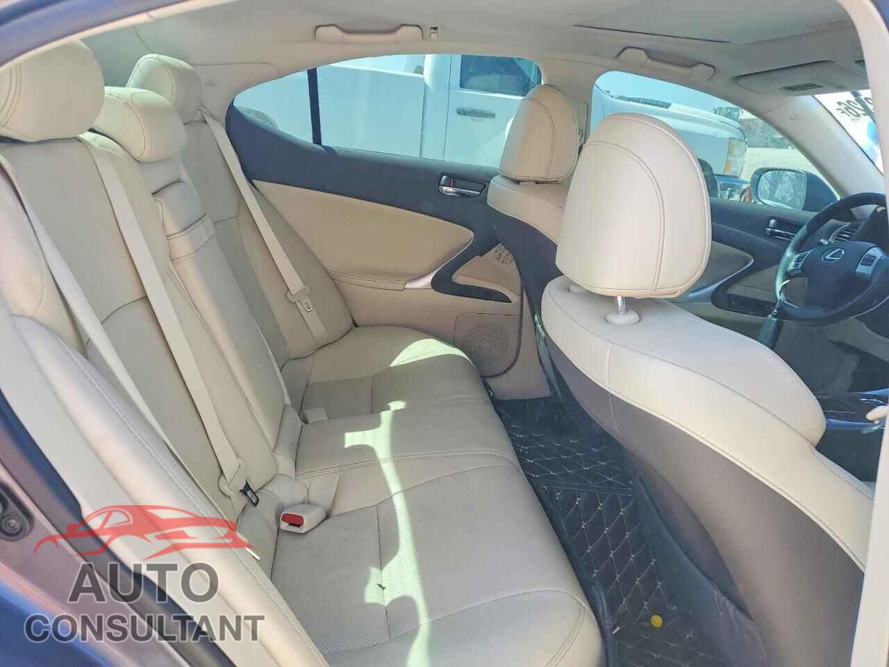 LEXUS IS 2013 - JTHBF5C24D5192158