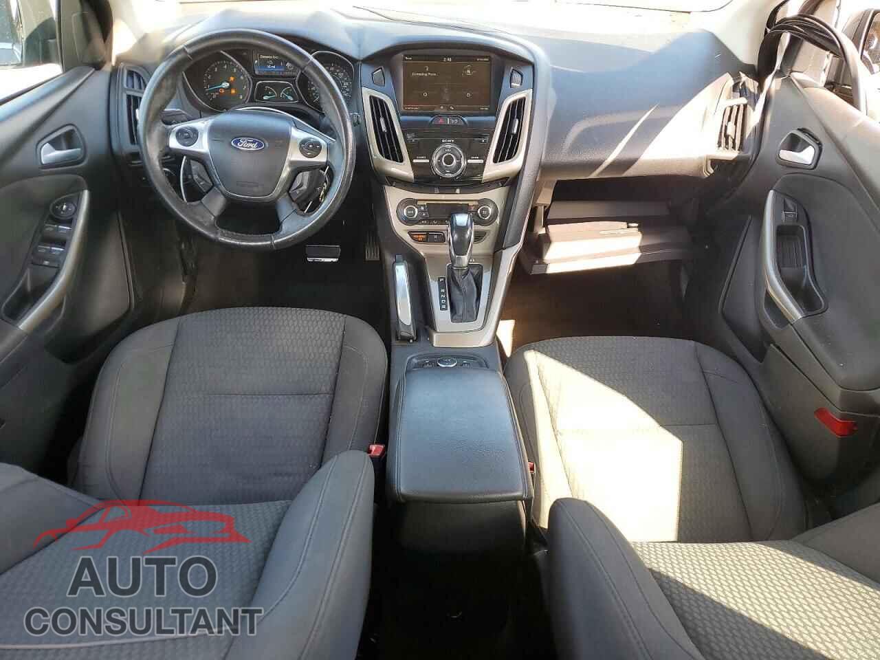 FORD FOCUS 2012 - 1FAHP3M27CL113285