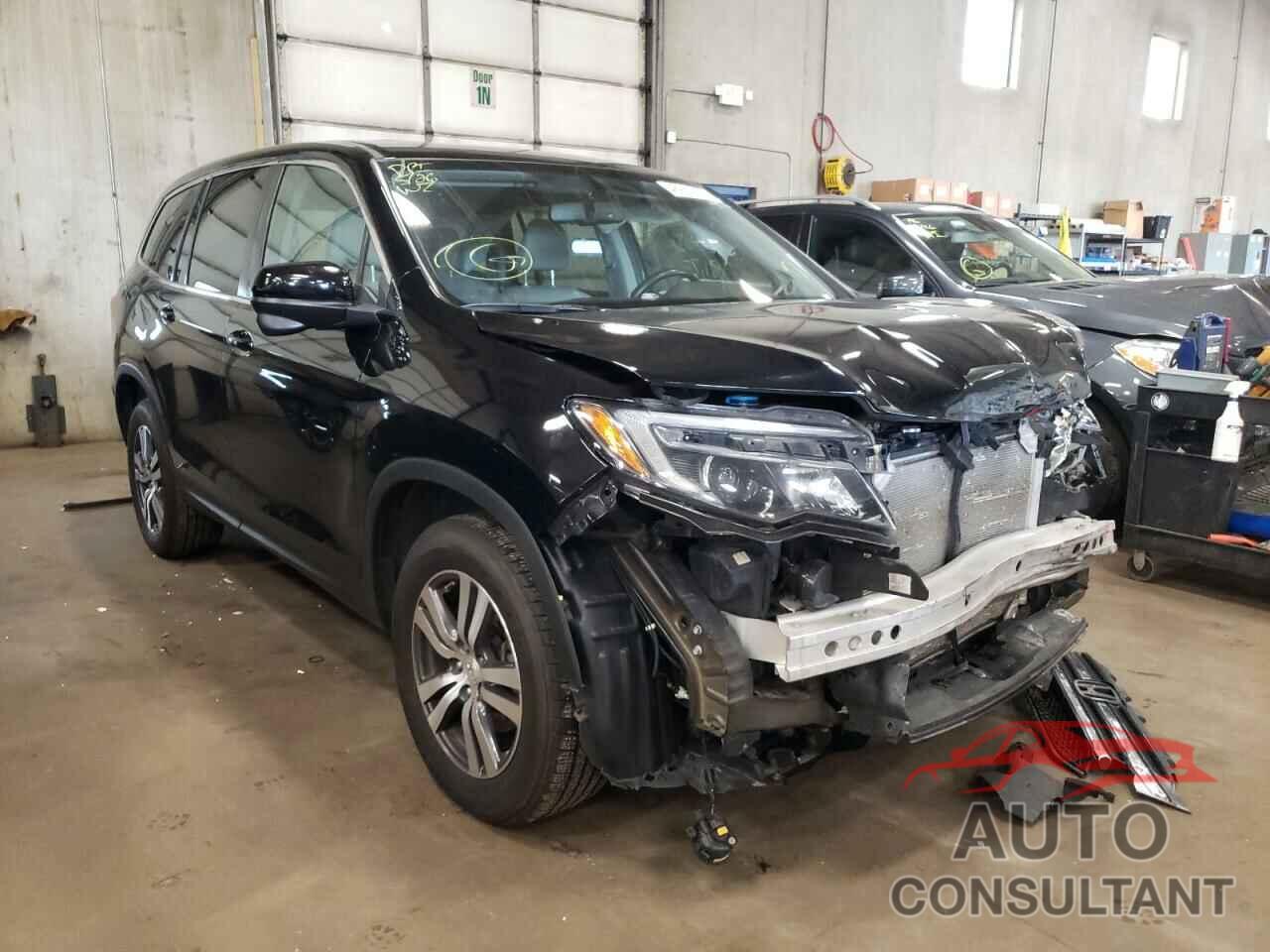 HONDA PILOT 2017 - 5FNYF6H55HB093308