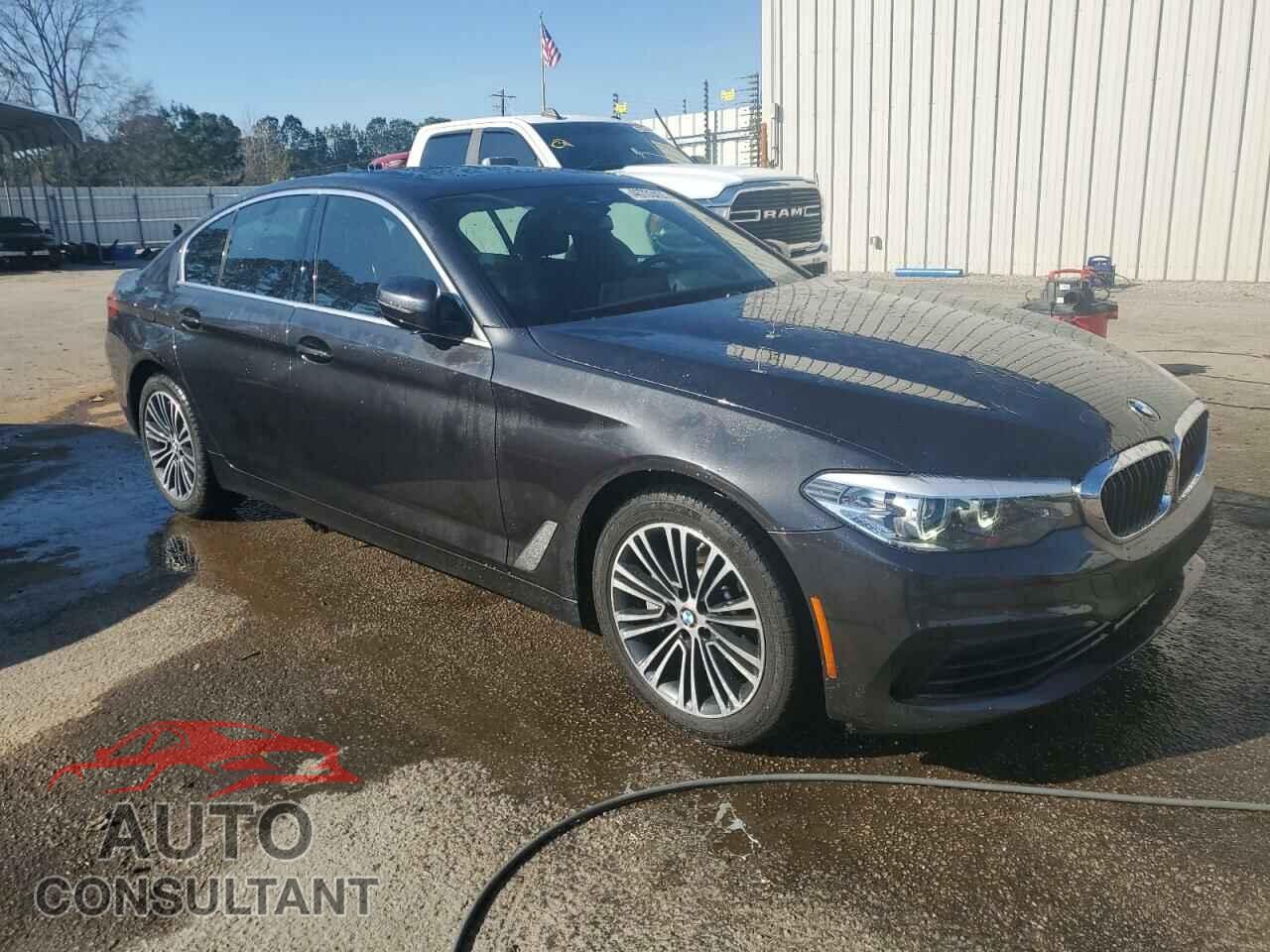 BMW 5 SERIES 2019 - WBAJE5C53KWW18422