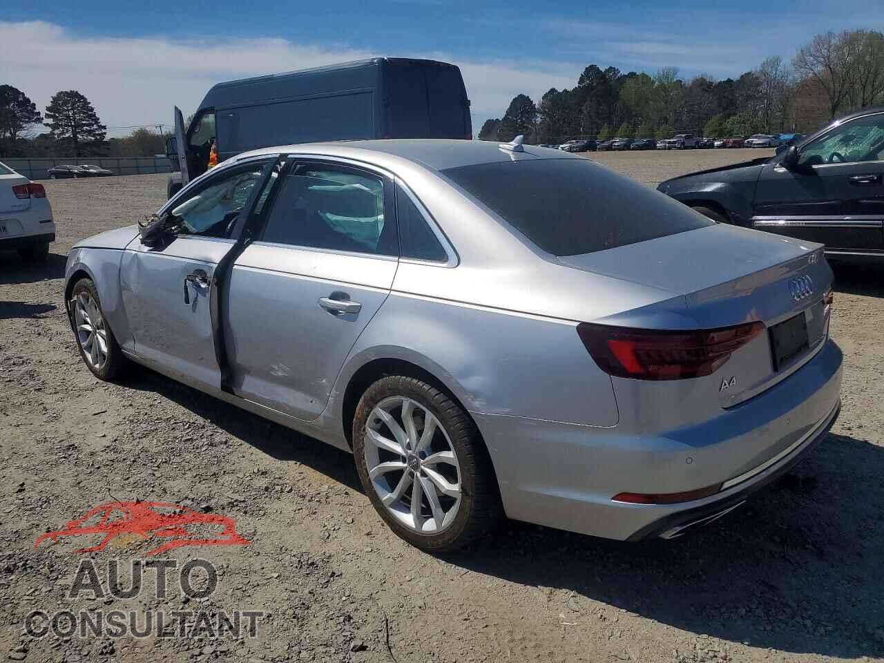 AUDI A4 2019 - WAUHMAF49KA032687