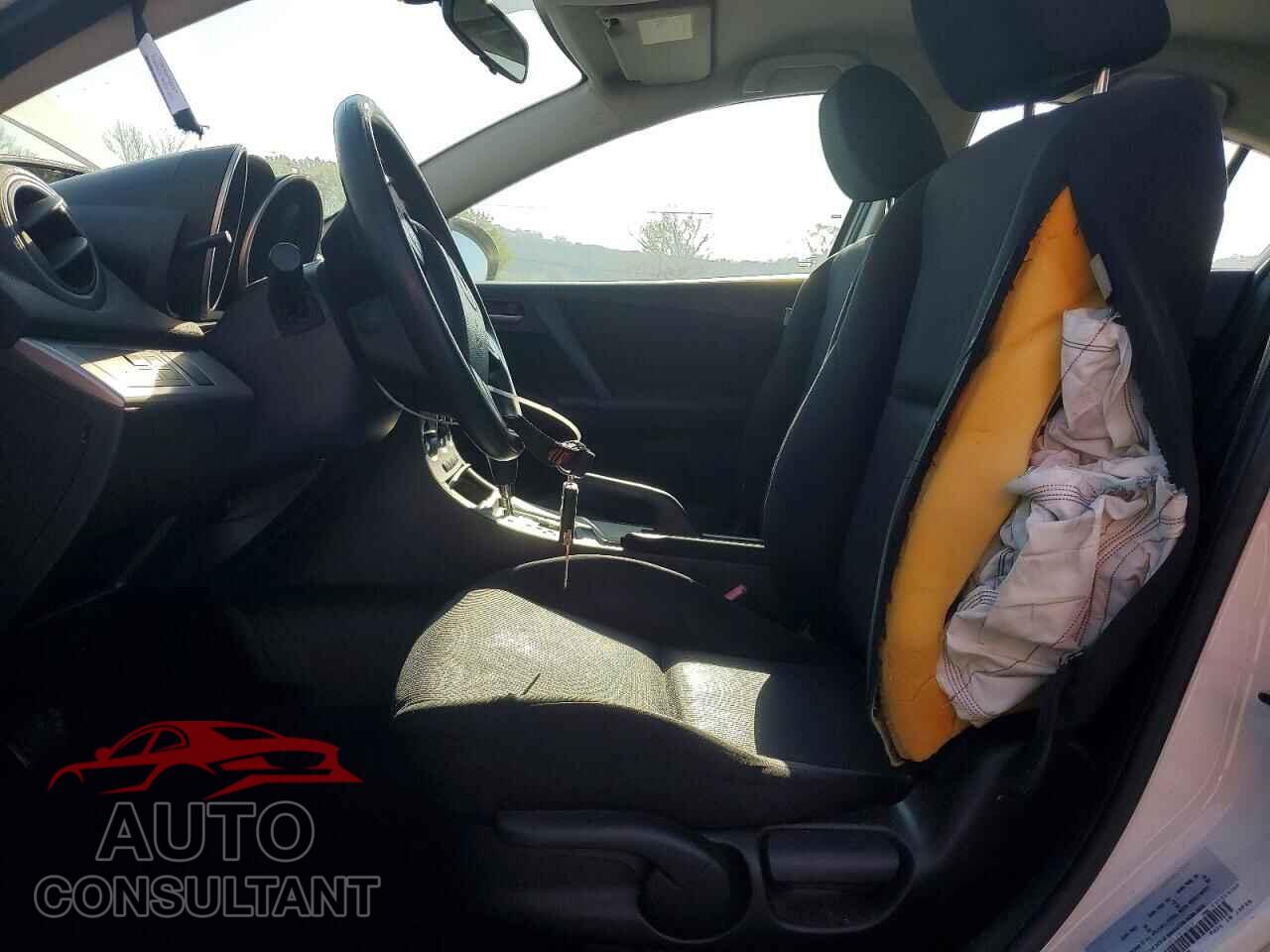 MAZDA 3 2011 - JM1BL1VF6B1381059